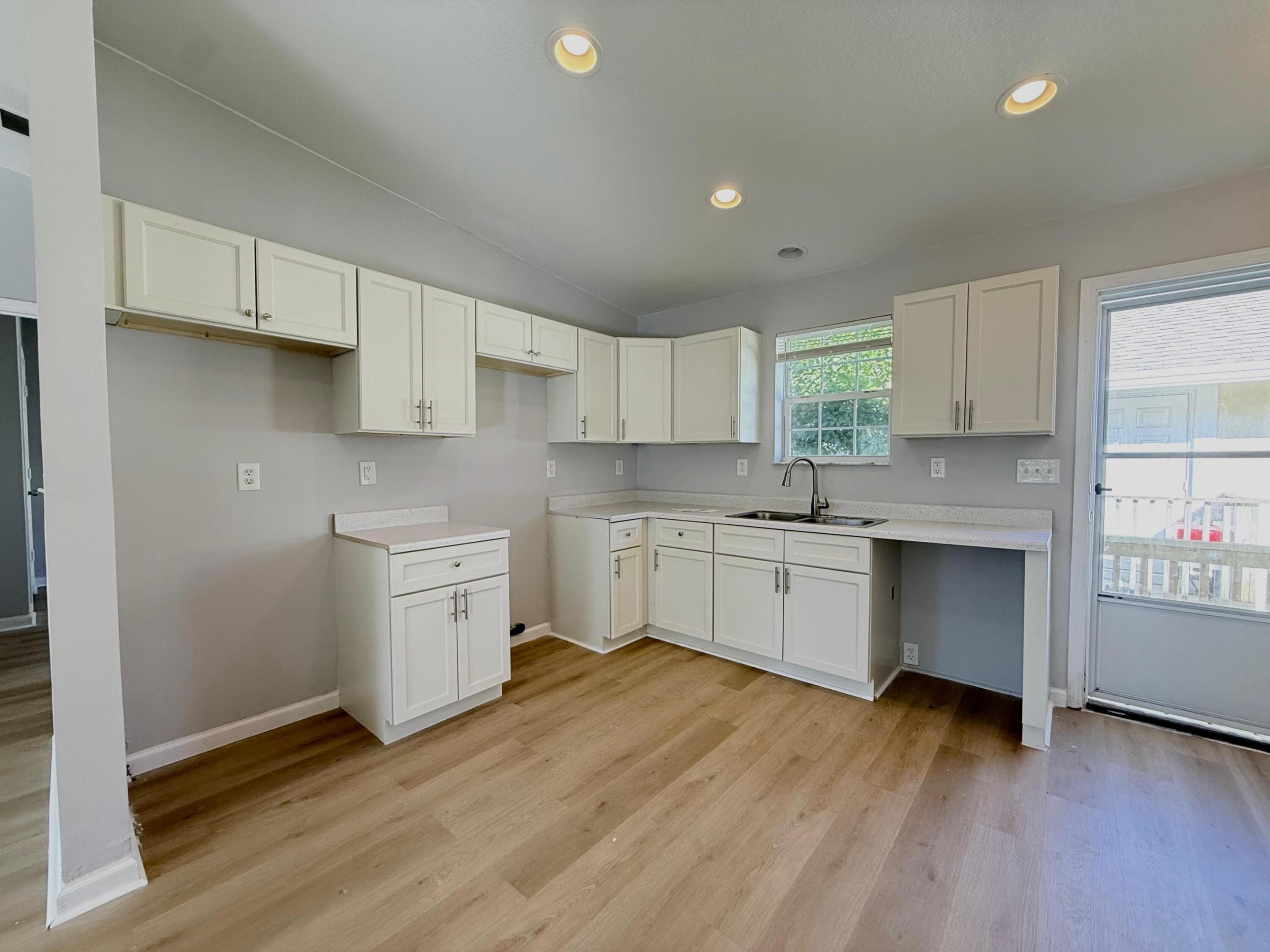 HAVERHILL ACRES ADD - Residential Lease