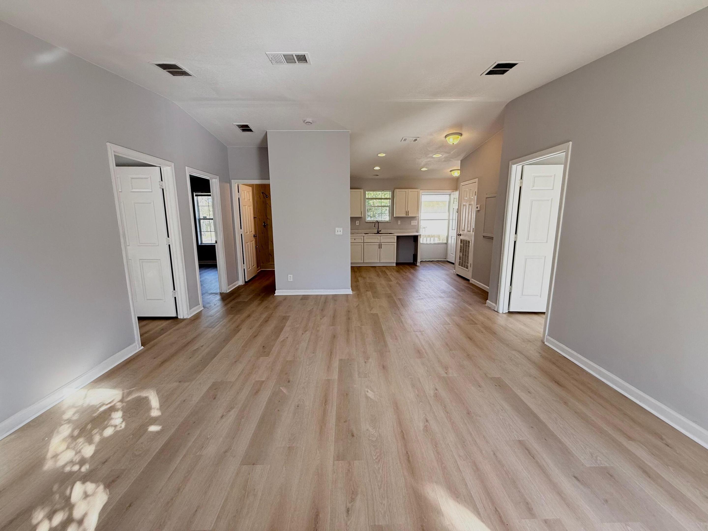 HAVERHILL ACRES ADD - Residential Lease