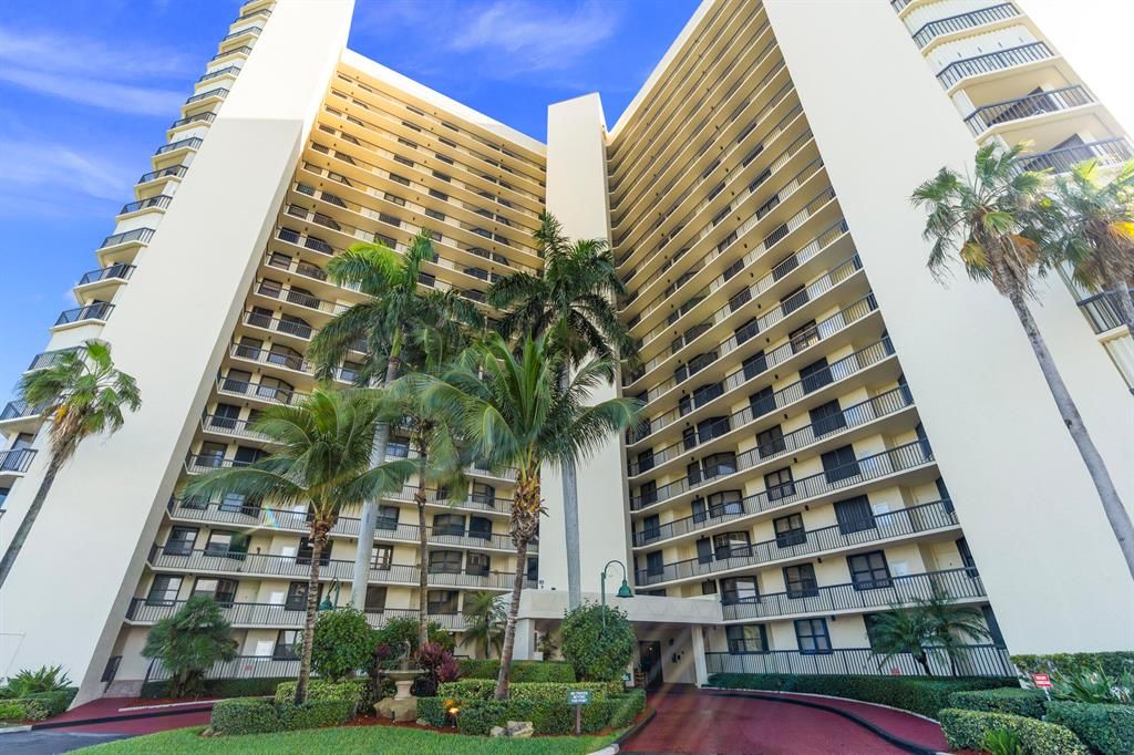 Photo of 9500 S Ocean Drive #1502, Jensen Beach, FL 34957 (MLS # R10760870)