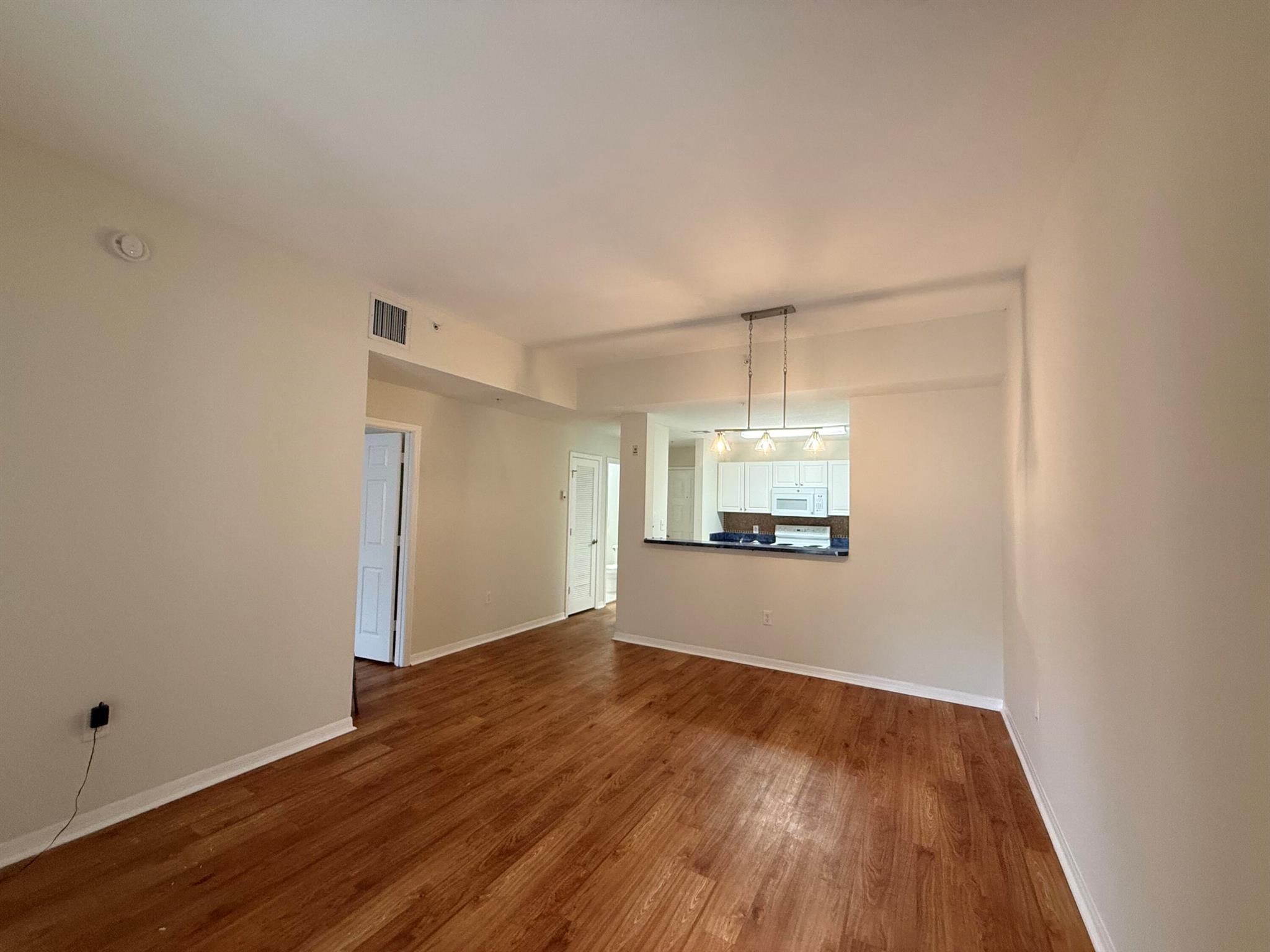 VILLAGE AT ABACOA CONDO - Residential Lease