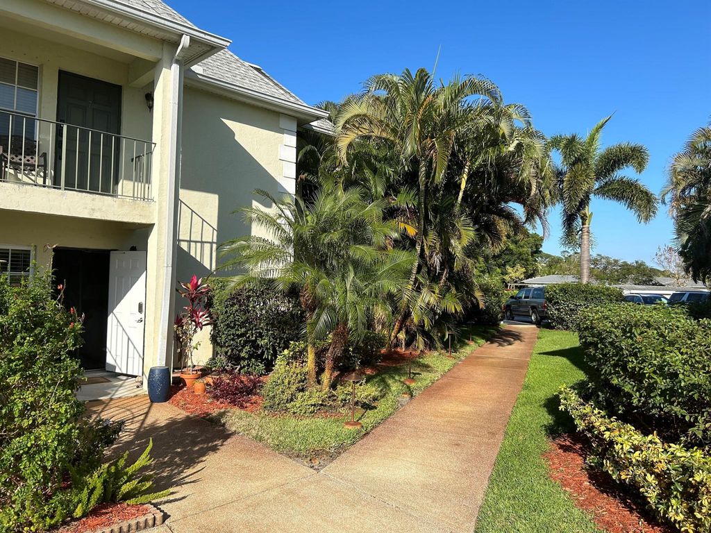 Photo of 964 NW Spruce Ridge Drive #D-8, Stuart, FL 34994 (MLS # R10972112)