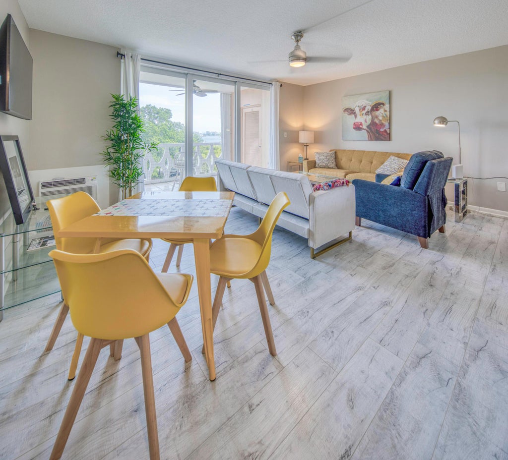 Photo of 15 S GOLFVIEW Road #505, Lake Worth Beach, FL 33460 (MLS # B26086840)