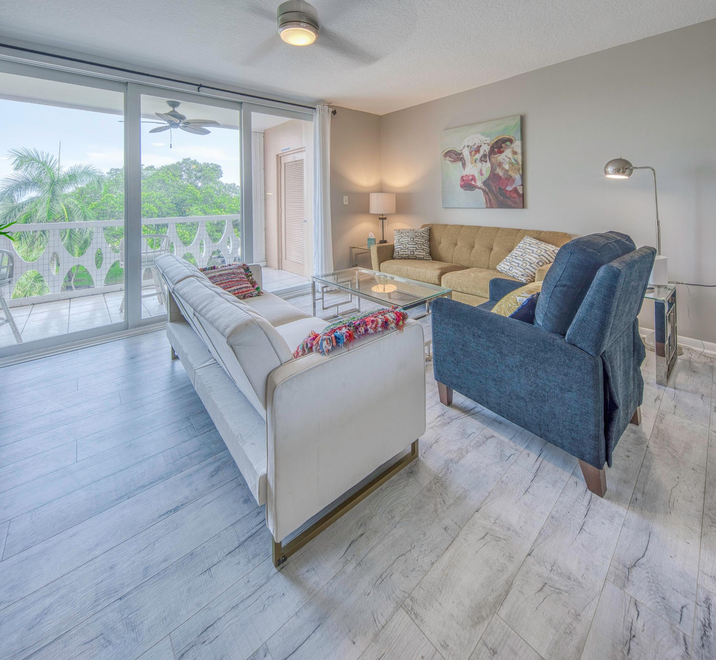15 S GOLFVIEW Road 505