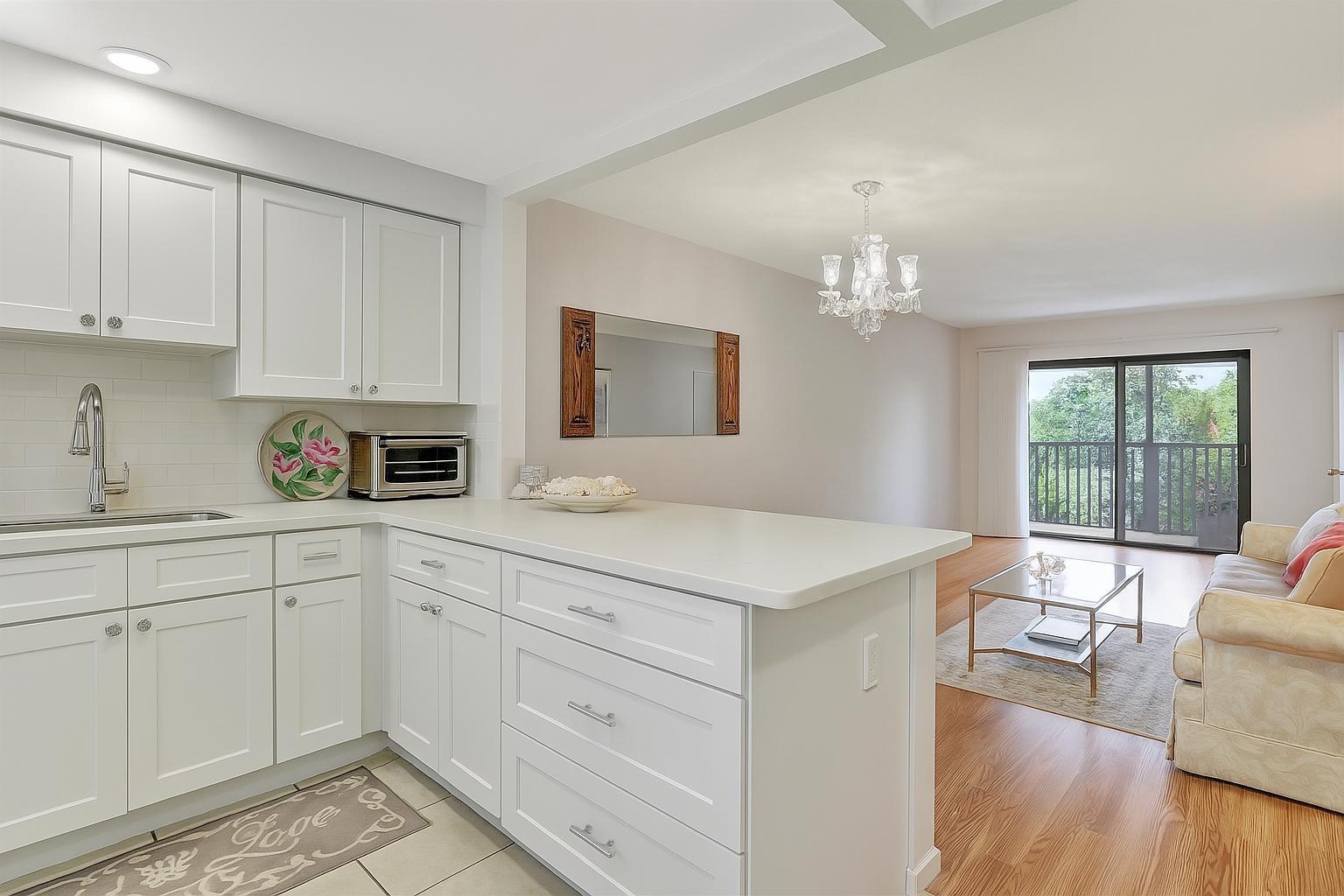 2601 NE 14th Street Cswy 344