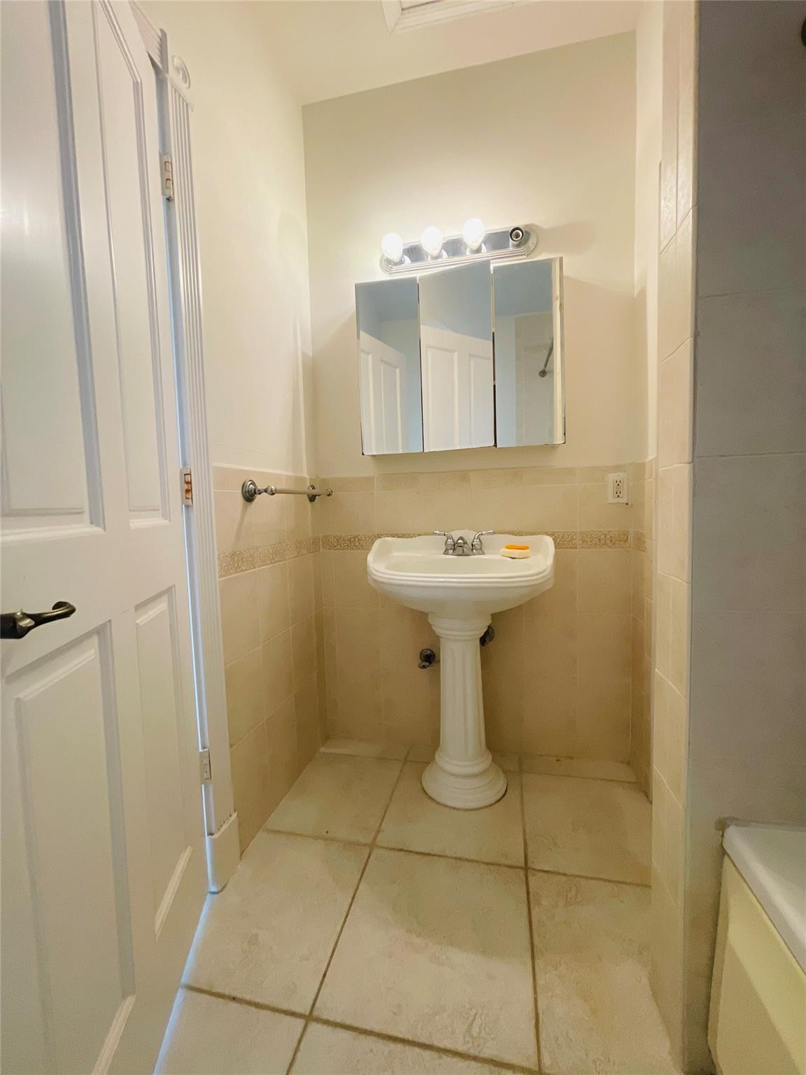 Hillsboro Shores Sec A 21 - Residential Lease