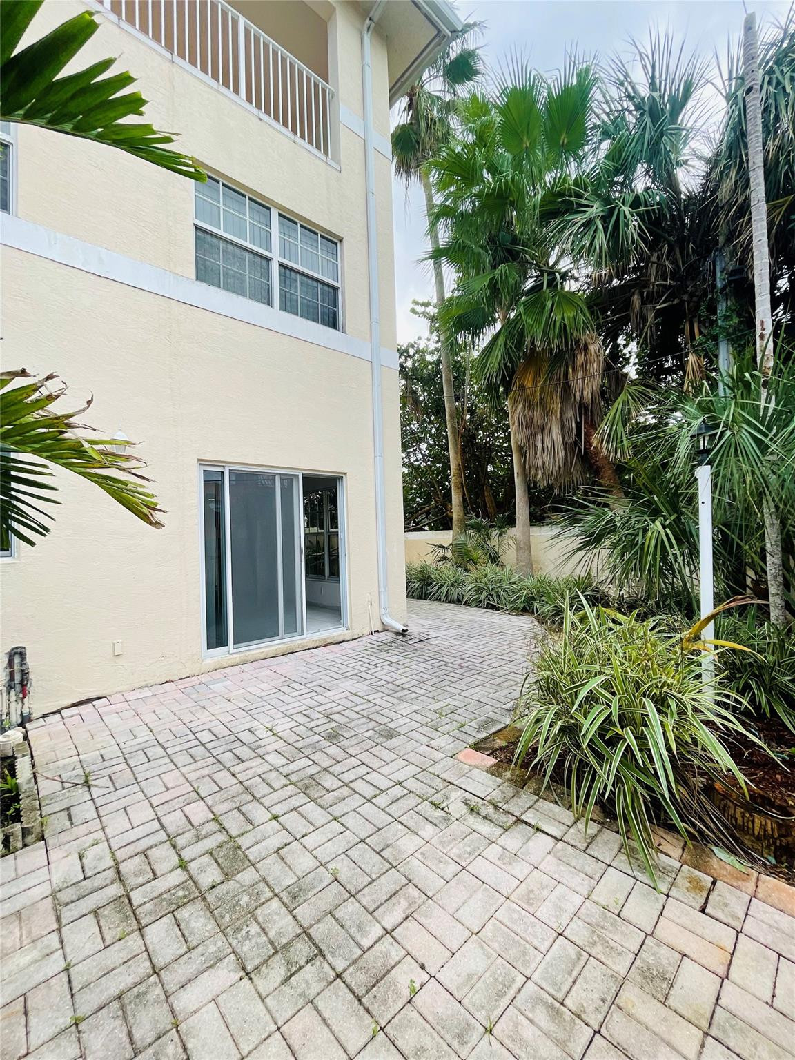 Hillsboro Shores Sec A 21 - Residential Lease