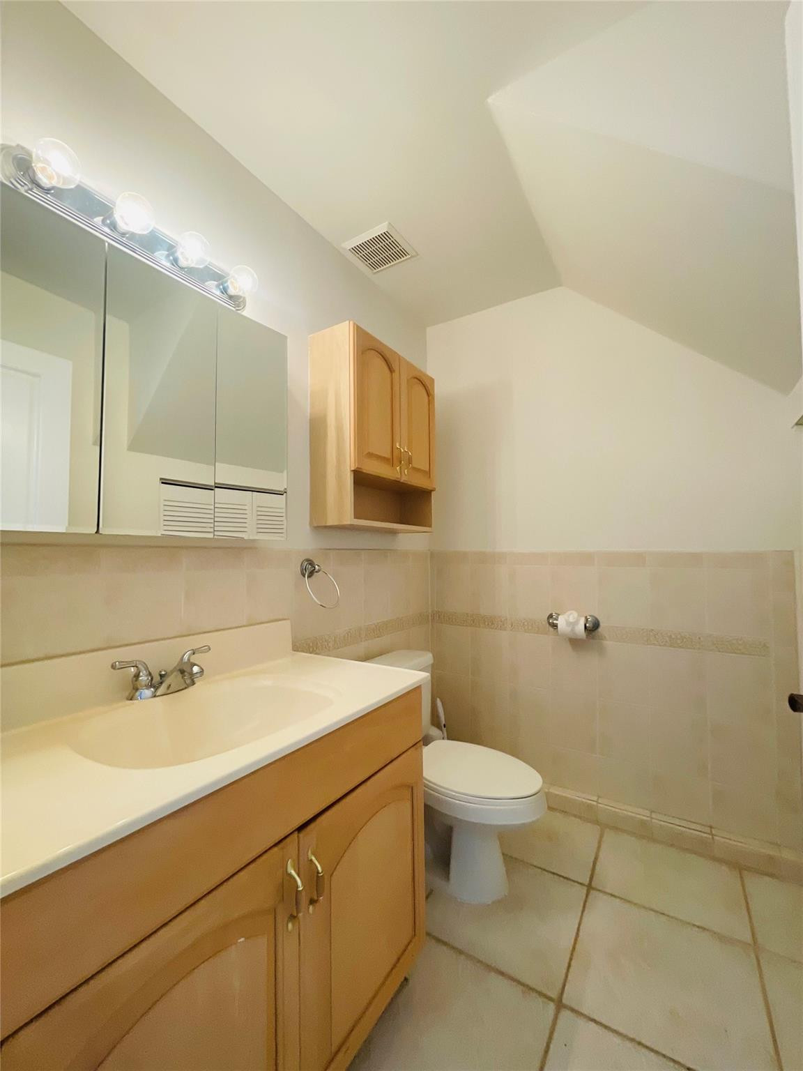 Hillsboro Shores Sec A 21 - Residential Lease