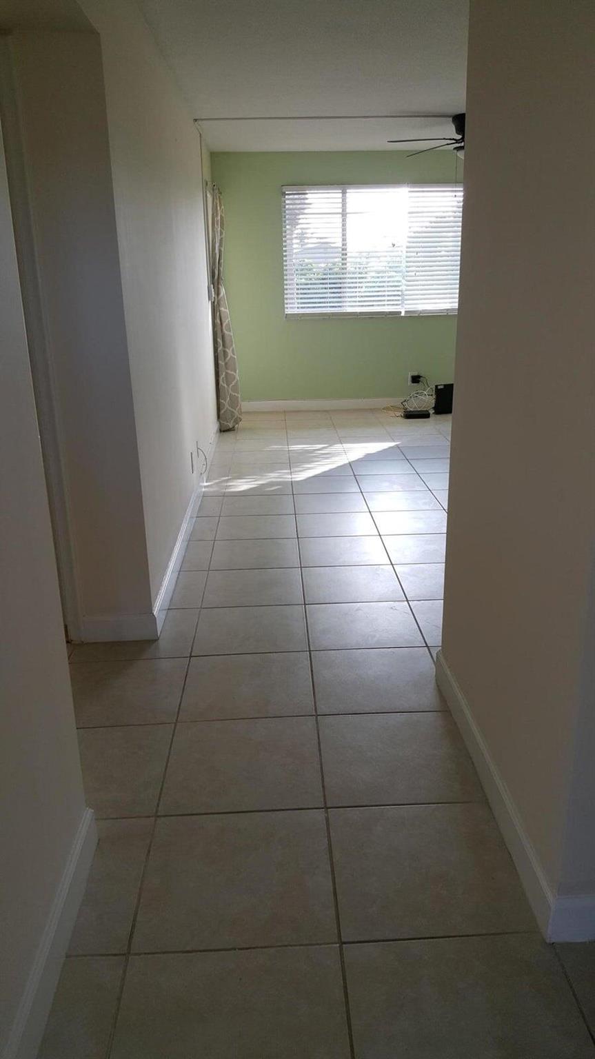 View photos, virtual tours, details... 2534 Garden Drive S 202