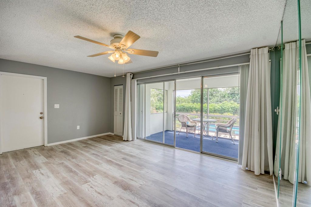 Photo of 12120 Alternate A1a #H8, Palm Beach Gardens, FL 33410 (MLS # R11106419)