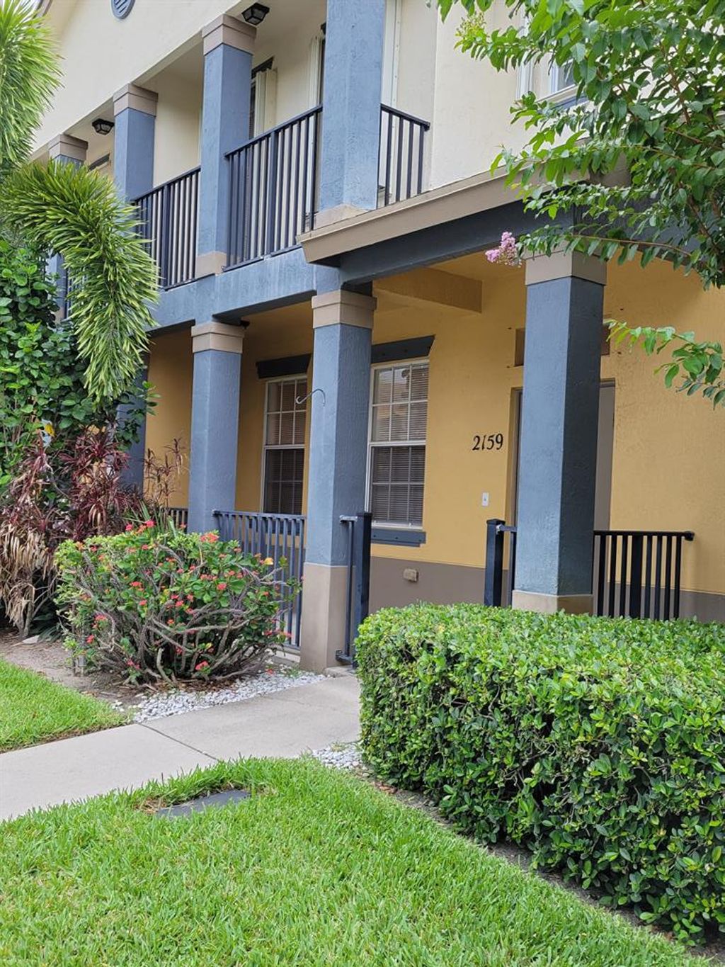 Photo of 2159 SE Eatonville Drive, Port Saint Lucie, FL 34952 (MLS # R10726577)