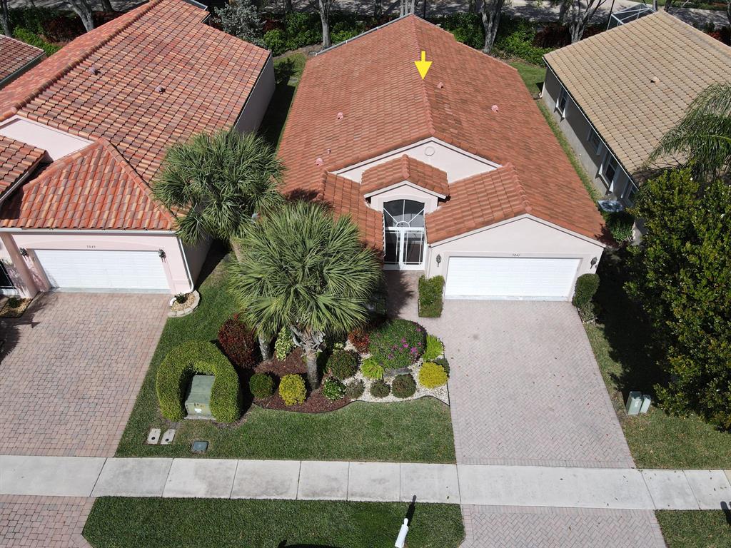 CASCADE LAKES - Residential