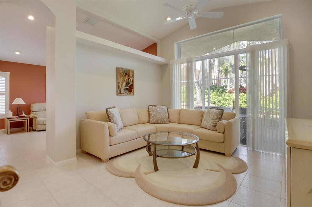 CASCADE LAKES - Residential