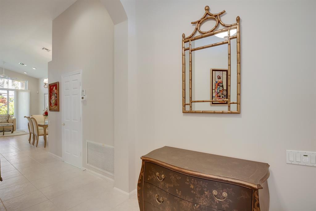 CASCADE LAKES - Residential