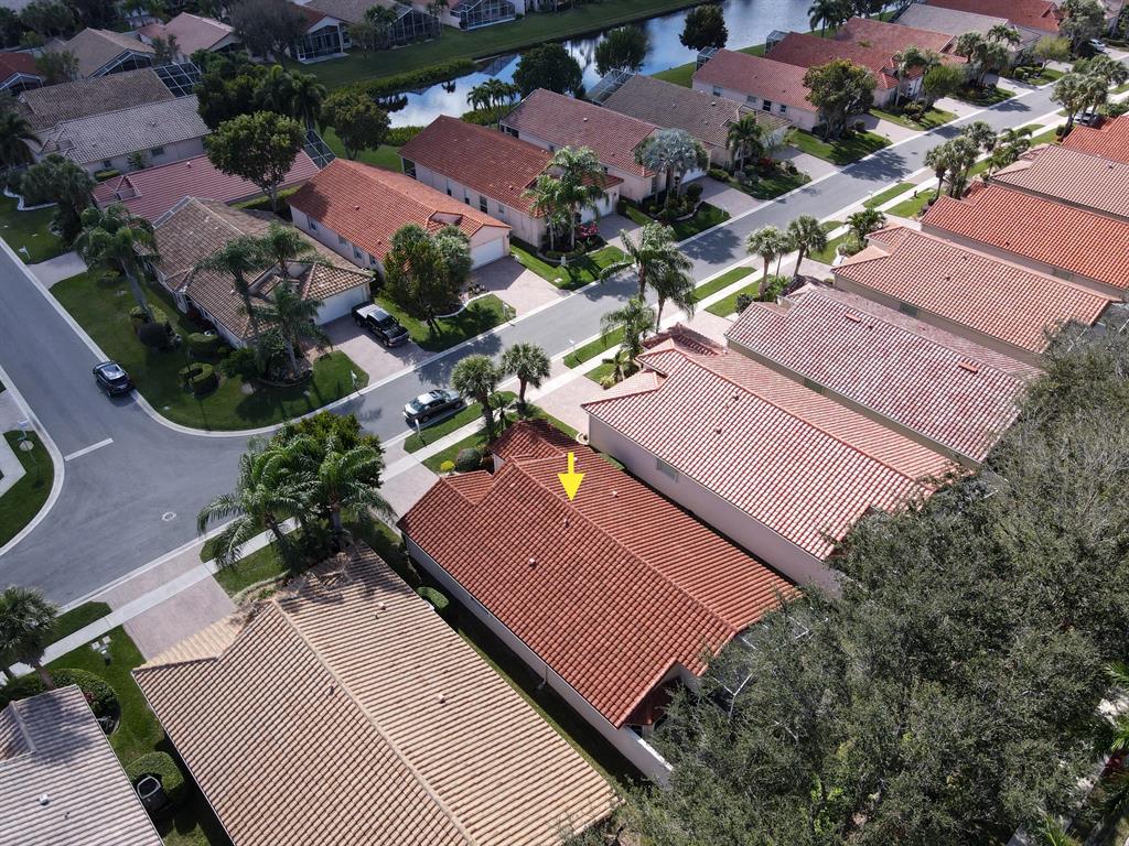 CASCADE LAKES - Residential