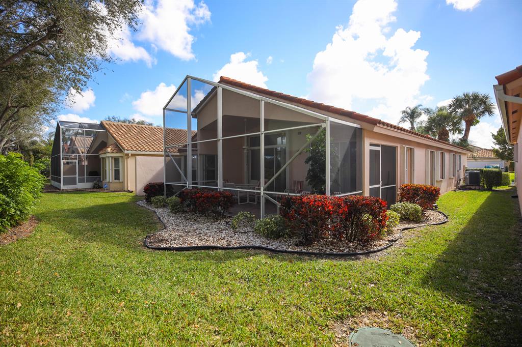 CASCADE LAKES - Residential