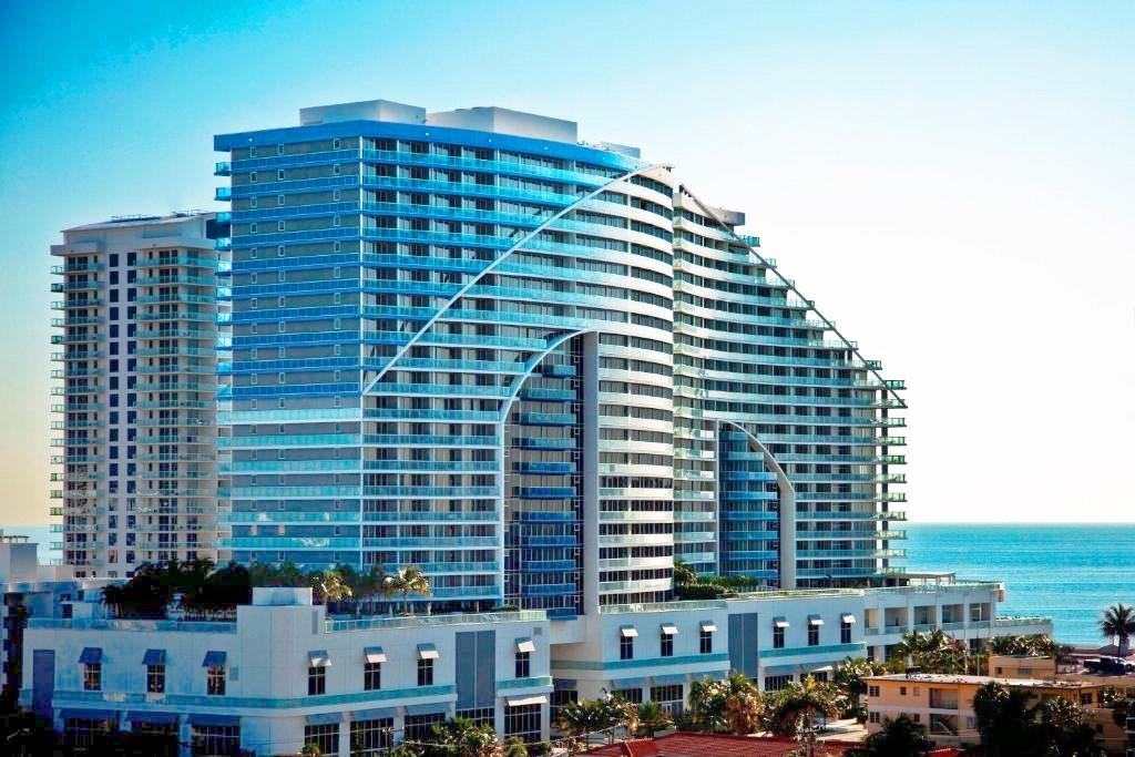 3101 Bayshore Drive 1606