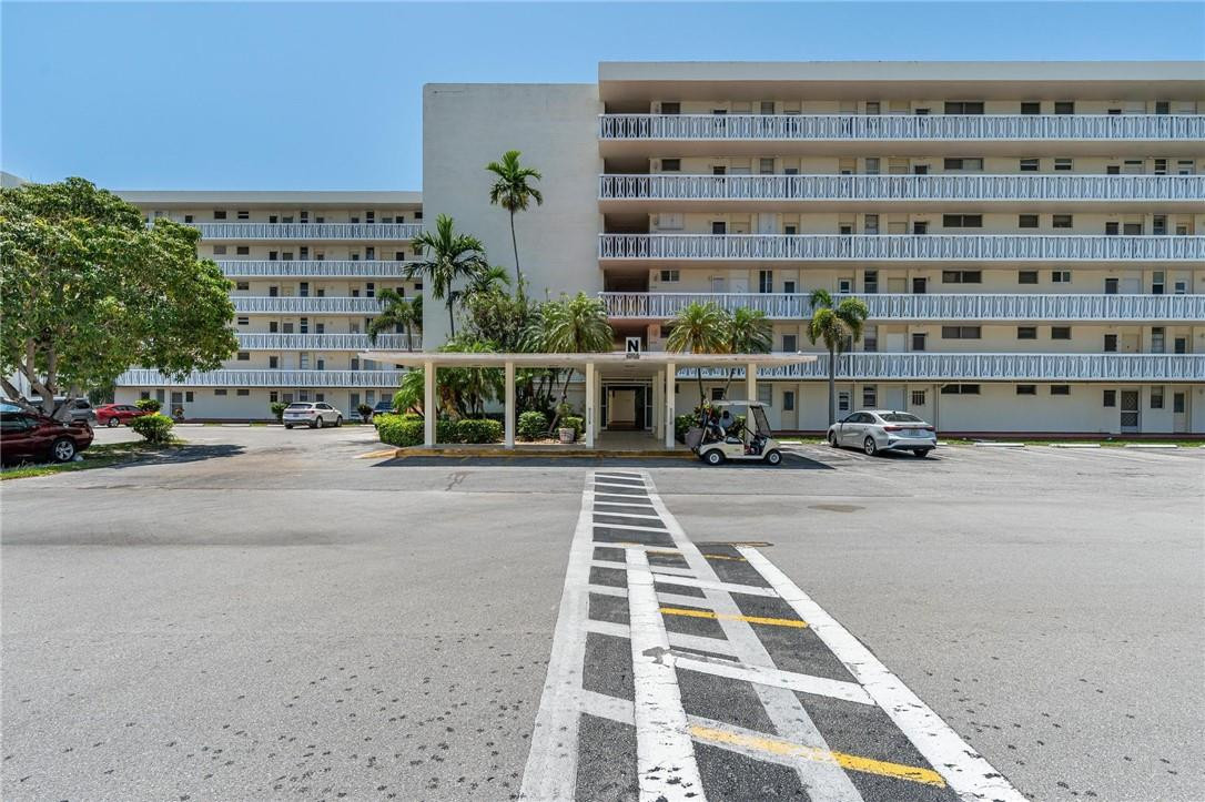 POINT EAST - Residential