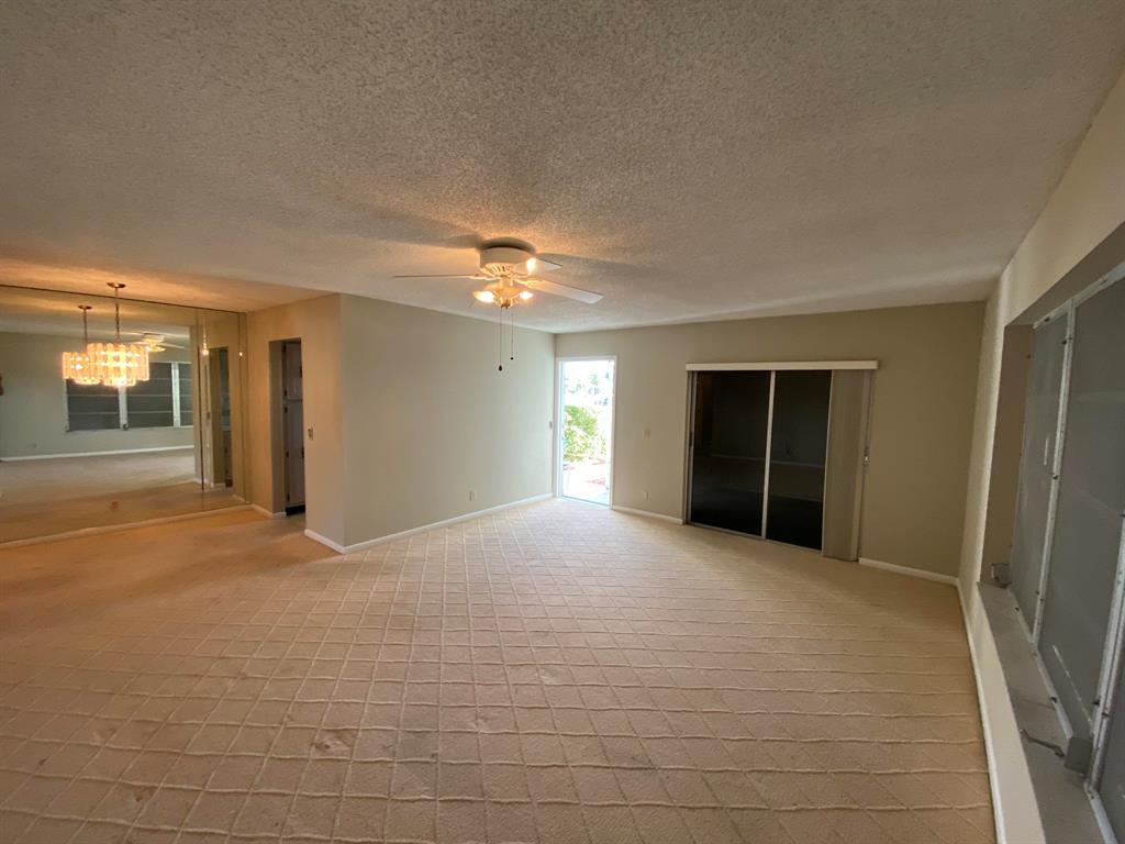 HIGH POINT OF DELRAY BEACH CONDO SEC III - Residential