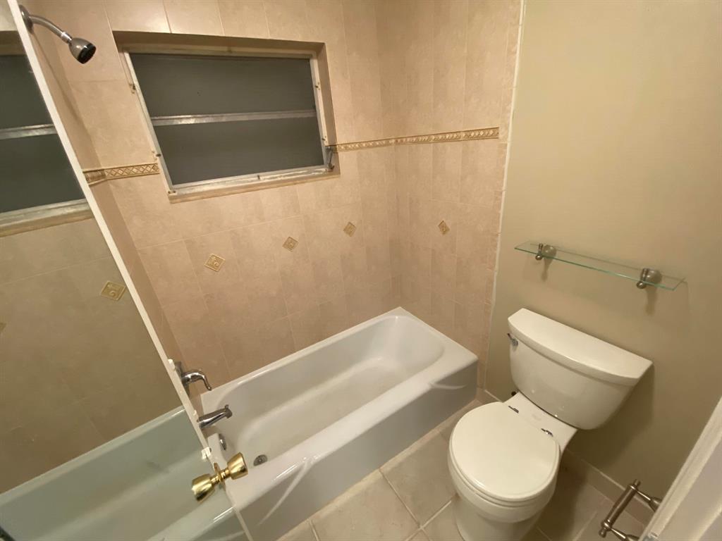 HIGH POINT OF DELRAY BEACH CONDO SEC III - Residential