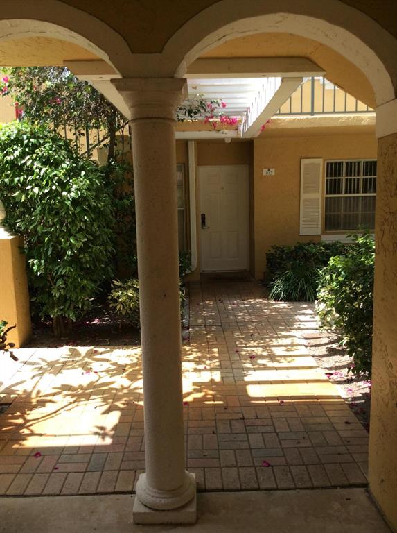 BAY REACH CONDO - Residential