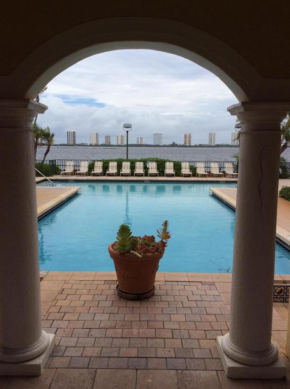 BAY REACH CONDO - Residential