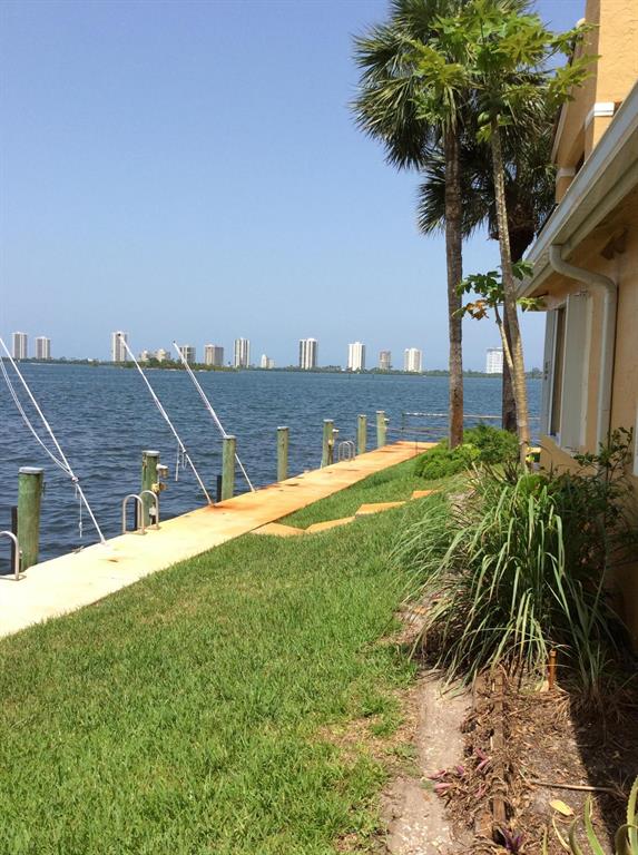 BAY REACH CONDO - Residential