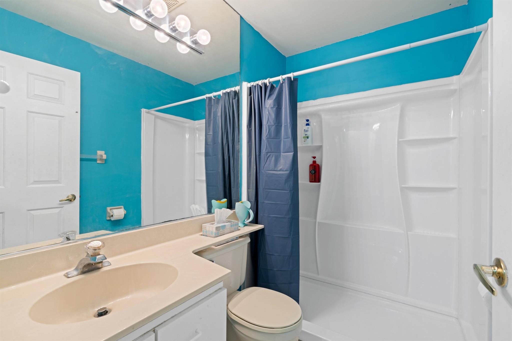 LANTERN WALK 2 - Residential