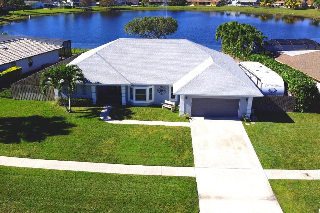 Photo of 7391 Hazelwood Circle, Lake Worth, FL 33467 (MLS # R10958674)