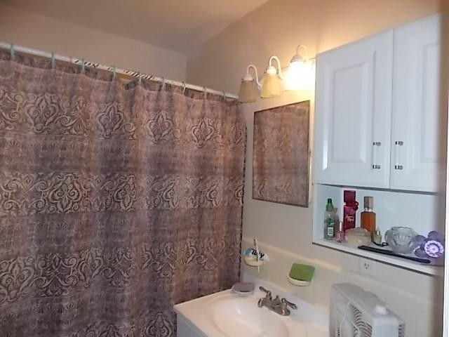 The Almeda 7-52 B - Residential Lease