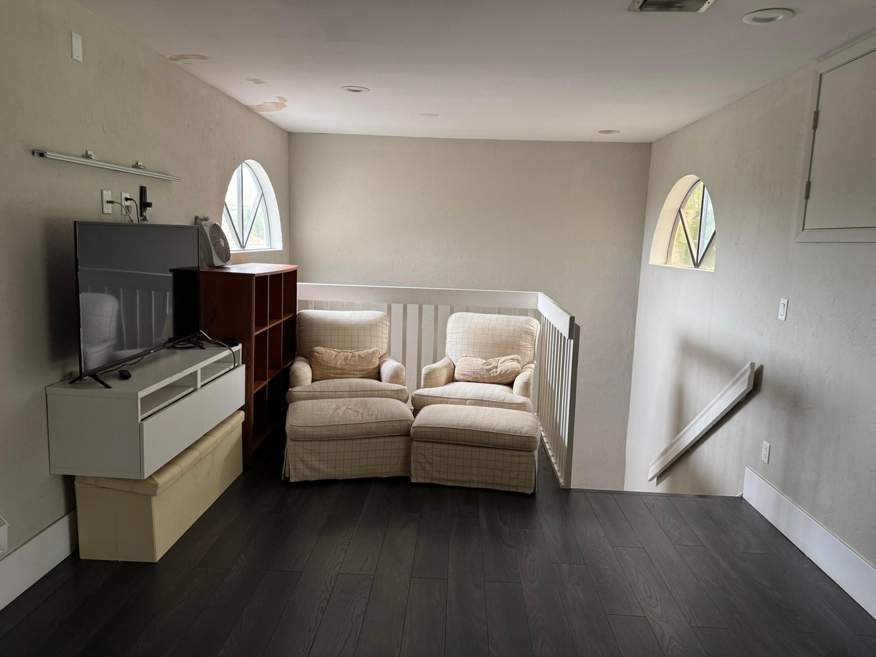 VILLE DE CAPRI 2 - Residential