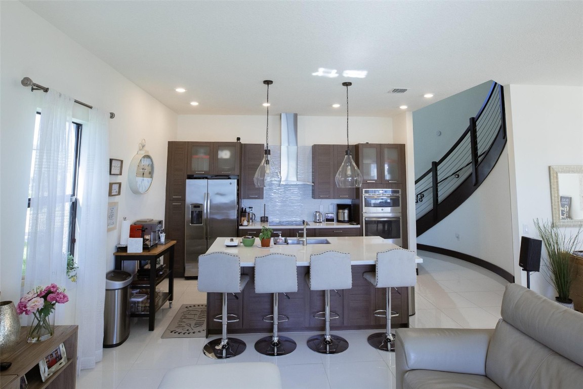 Dunnwoody Lake - Residential