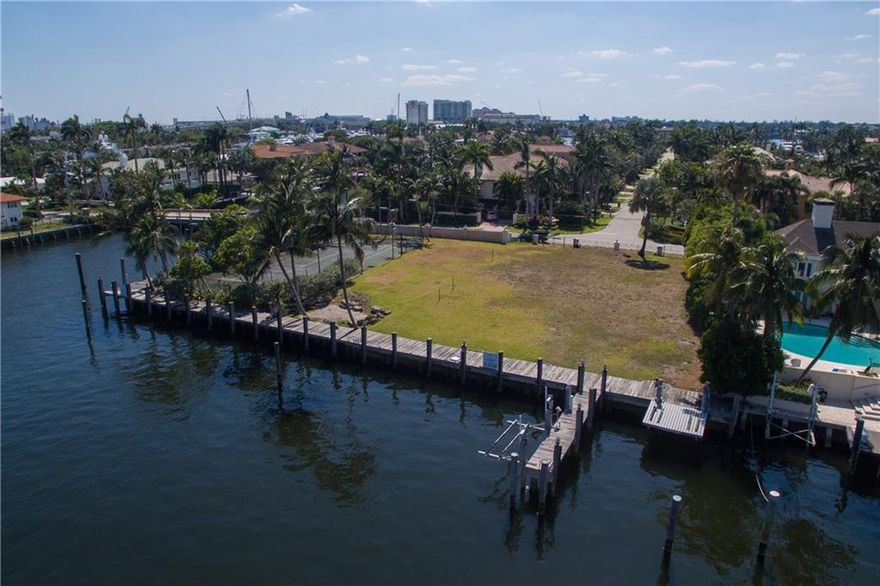 Amazing wide open & mesmerizing Lake Sylvan views & year-round breezes! Vertical dockage for one or two boats while still retaining views.Adjoining point lot is available for $5,595m. Build upto 8,000 +/- sf luxury residence.Substantial sea wall with wide  cap. Potential dockage upto approx. 70ft yacht. One of very few vacant lots with wide views in Harbor Beach with private marina & surf club. The perfect custom or spec site.