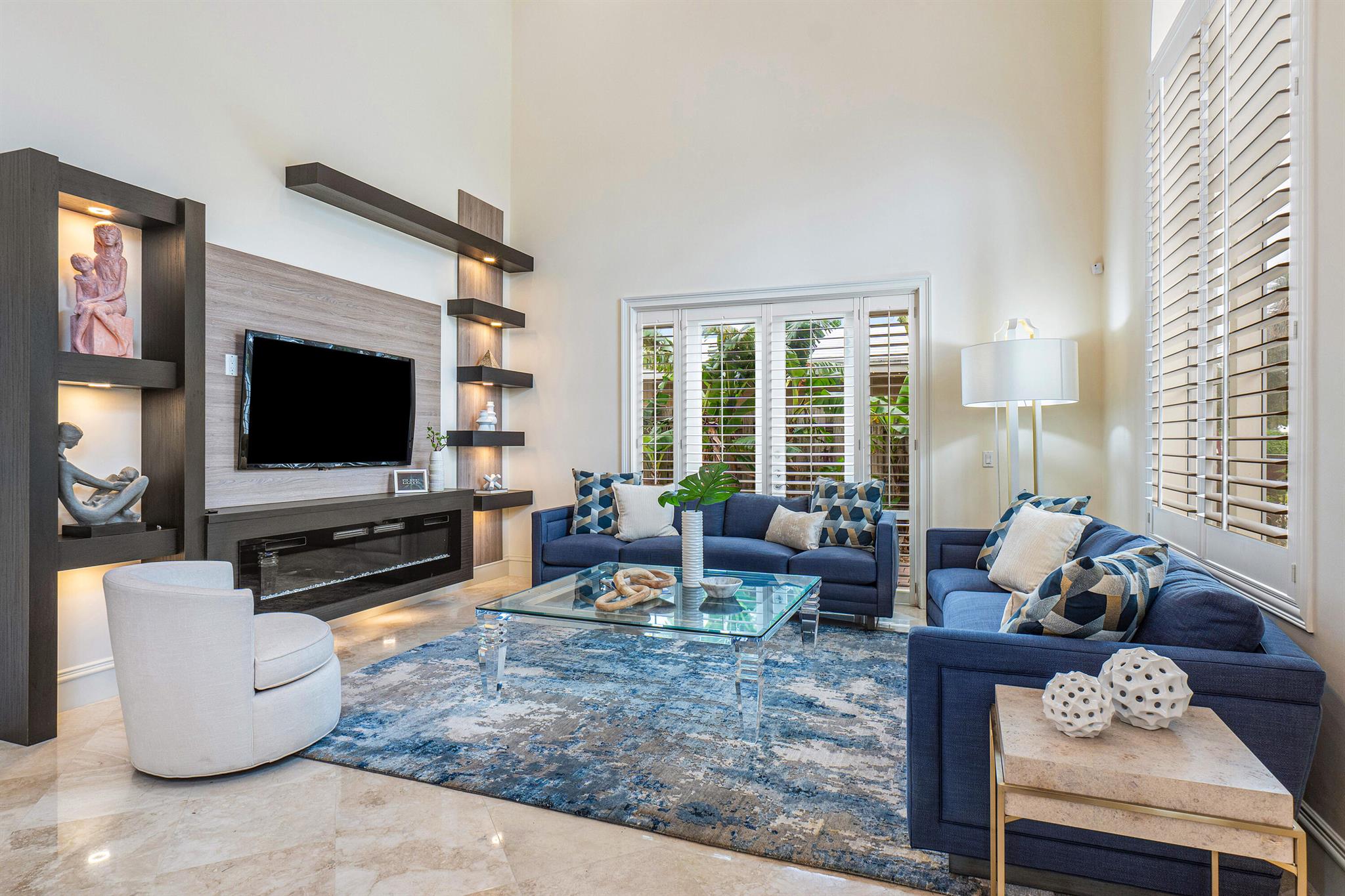 VENETIAN ISLES 1ST SEC - Residential