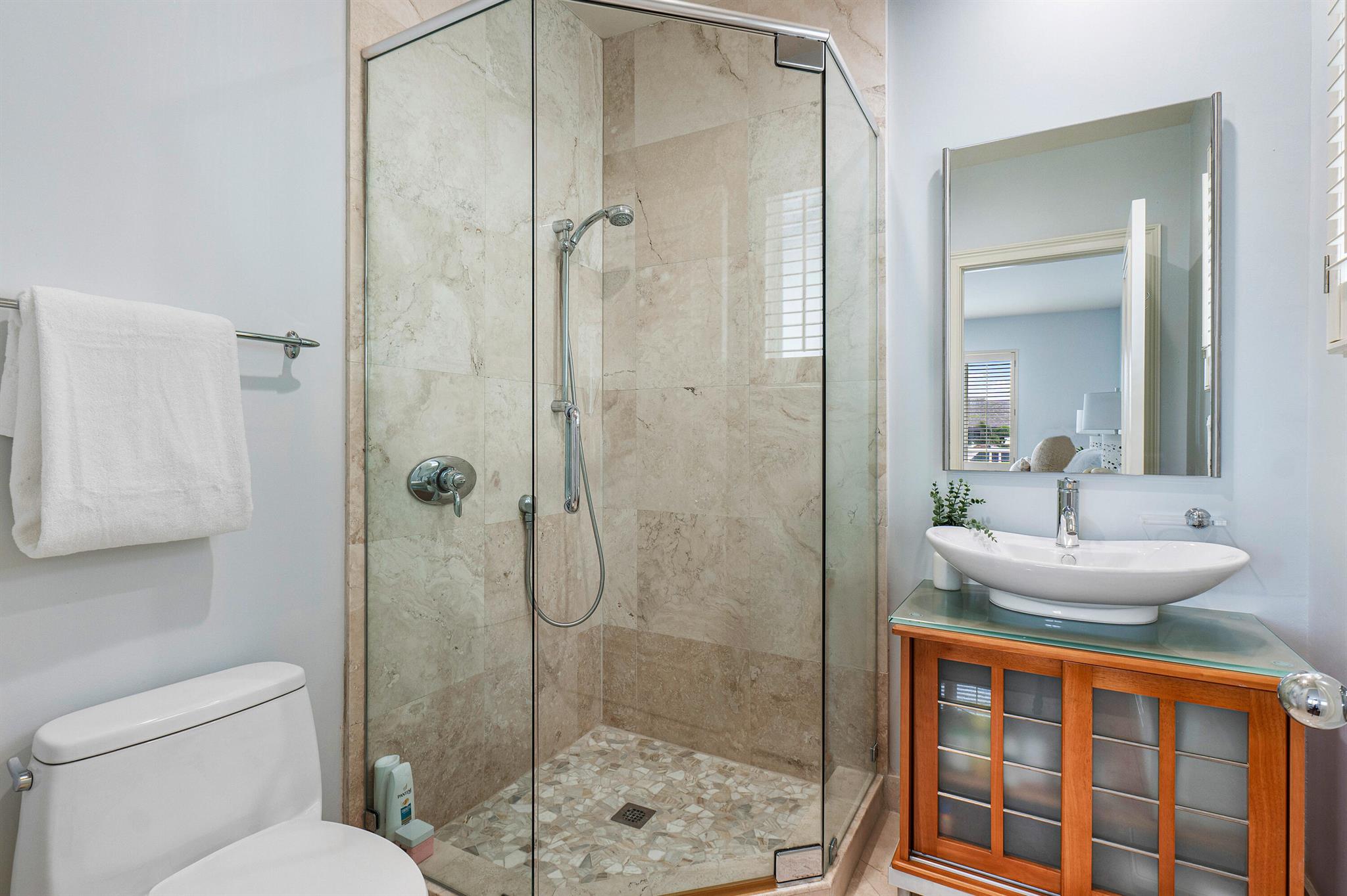 VENETIAN ISLES 1ST SEC - Residential