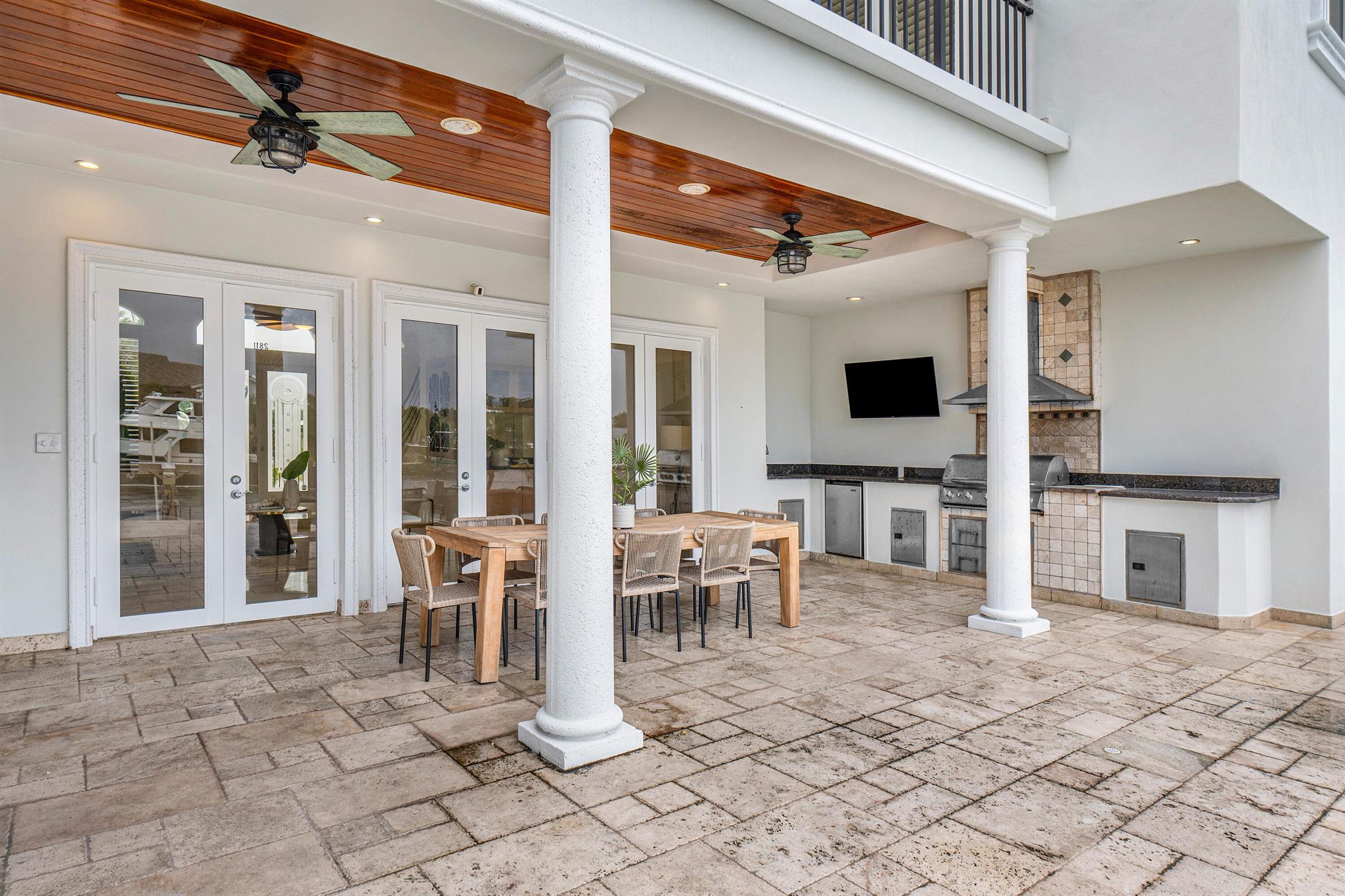 VENETIAN ISLES 1ST SEC - Residential