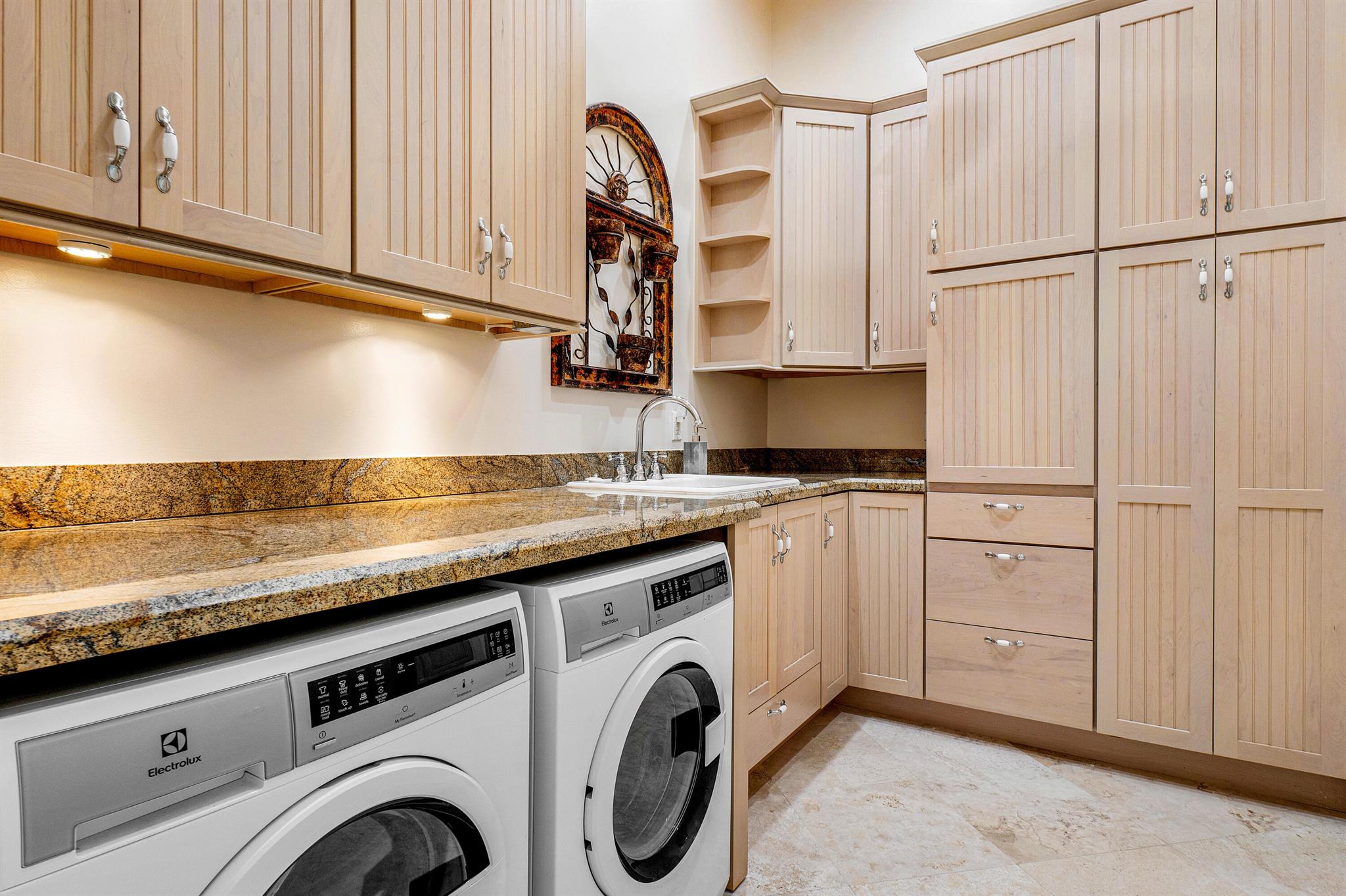 VENETIAN ISLES 1ST SEC - Residential