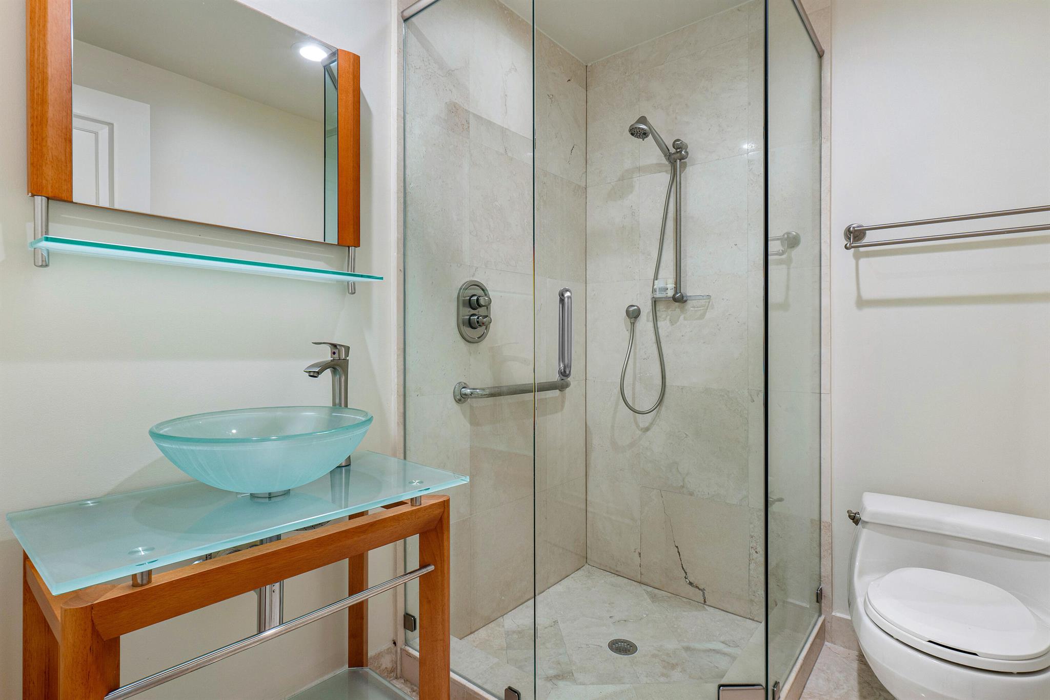 VENETIAN ISLES 1ST SEC - Residential