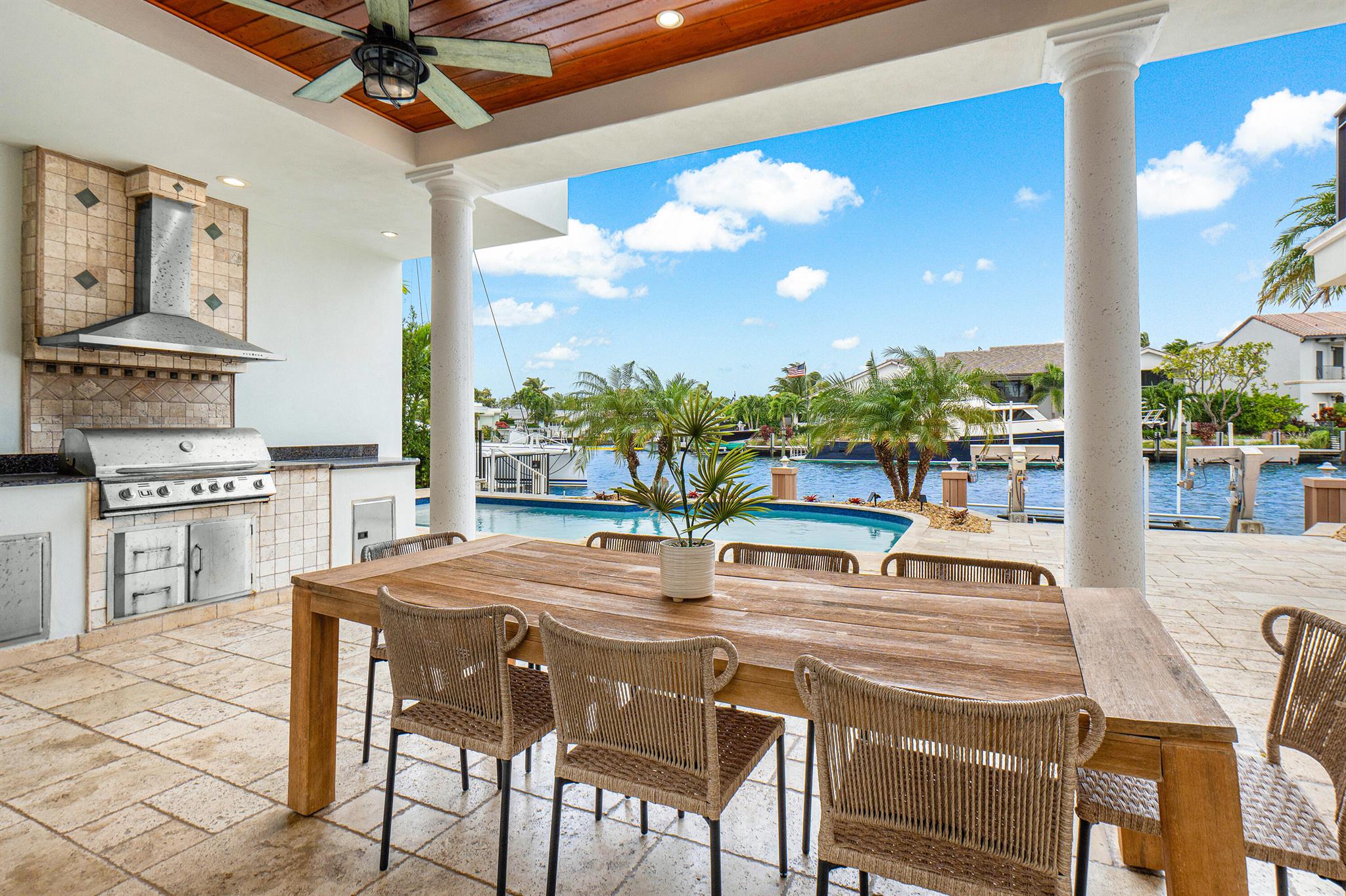 VENETIAN ISLES 1ST SEC - Residential