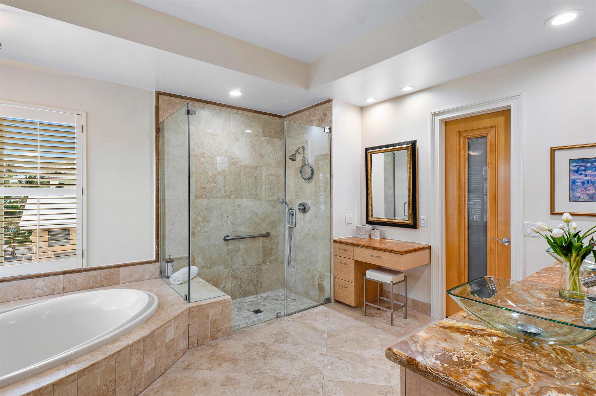 VENETIAN ISLES 1ST SEC - Residential