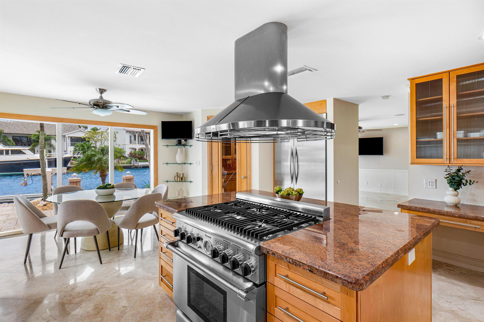 VENETIAN ISLES 1ST SEC - Residential