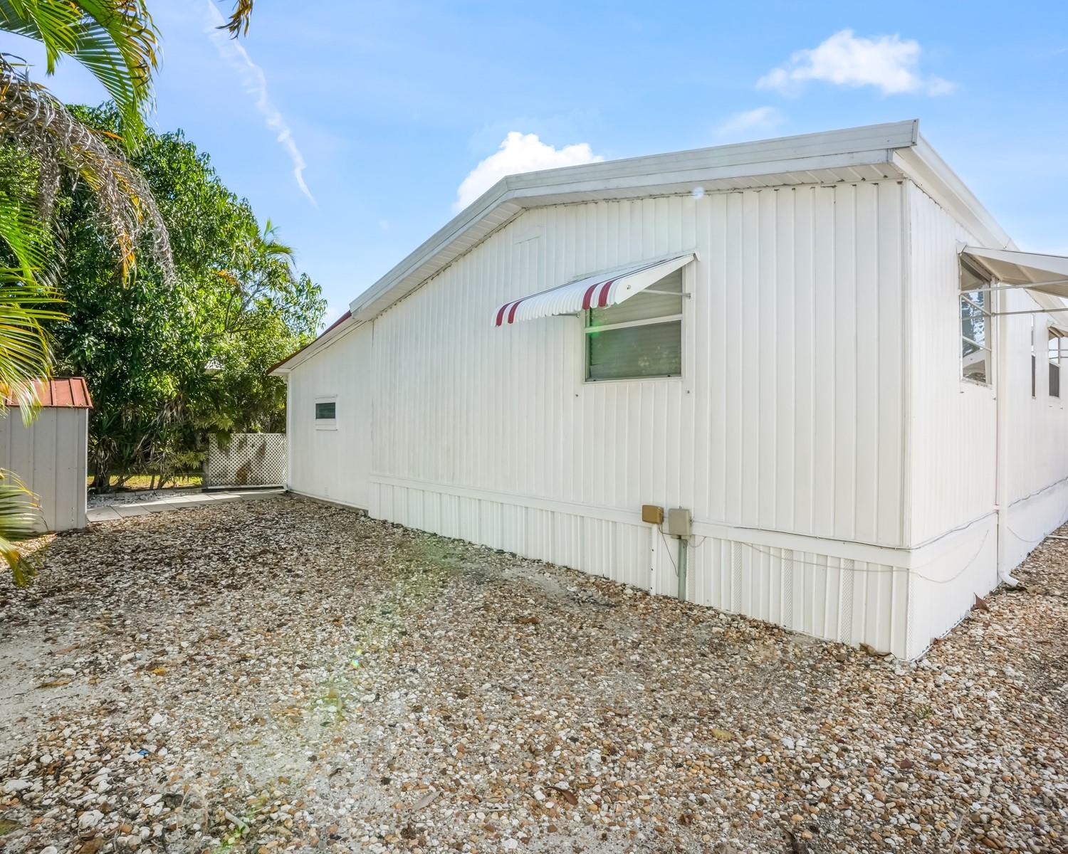 Ravenswood Estates & Mari - Residential