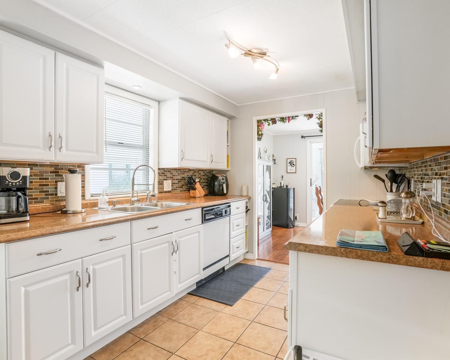 Ravenswood Estates & Mari - Residential