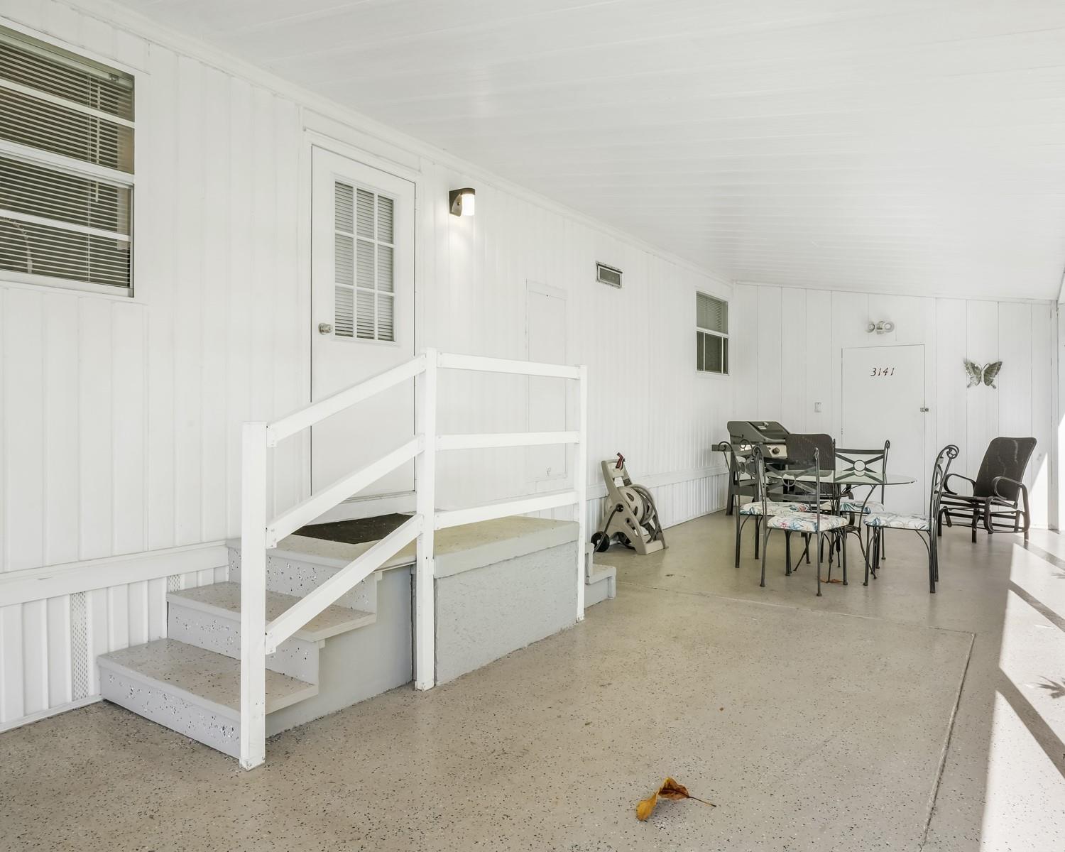 Ravenswood Estates & Mari - Residential