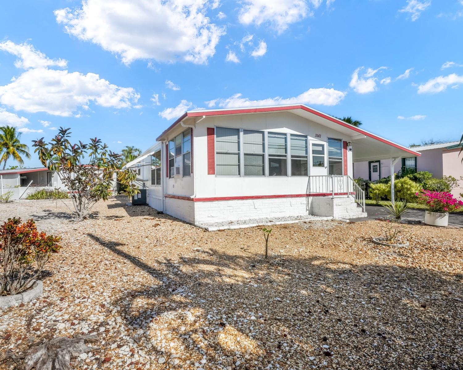 Ravenswood Estates & Mari - Residential