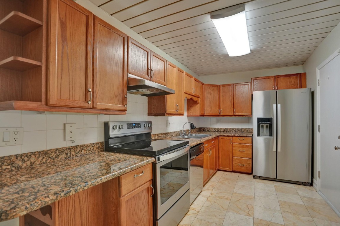 Deerfield Pines - Residential