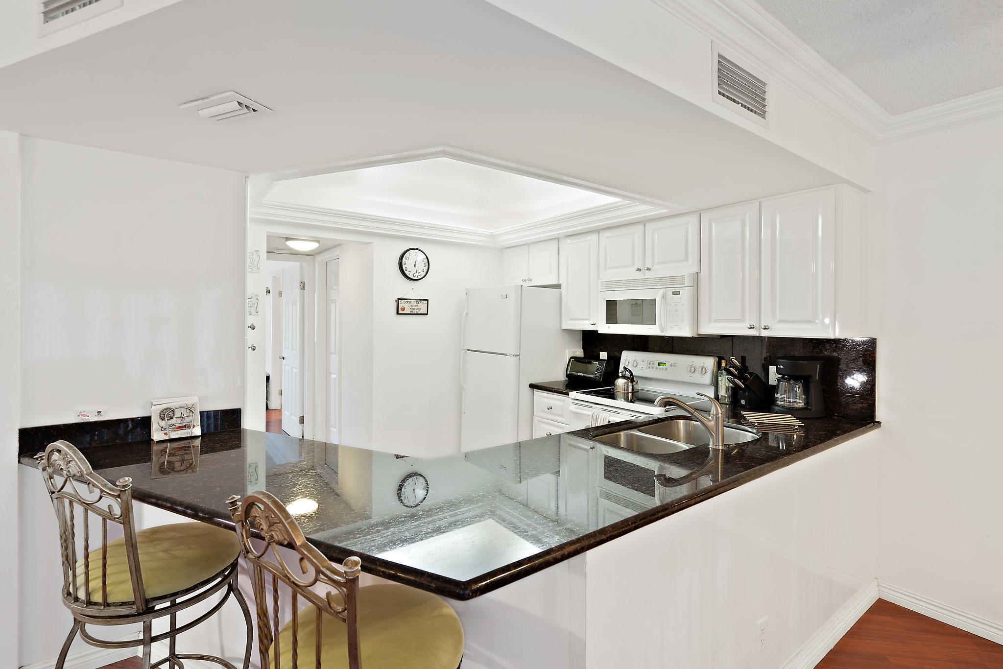 SEA RISE - Residential Lease