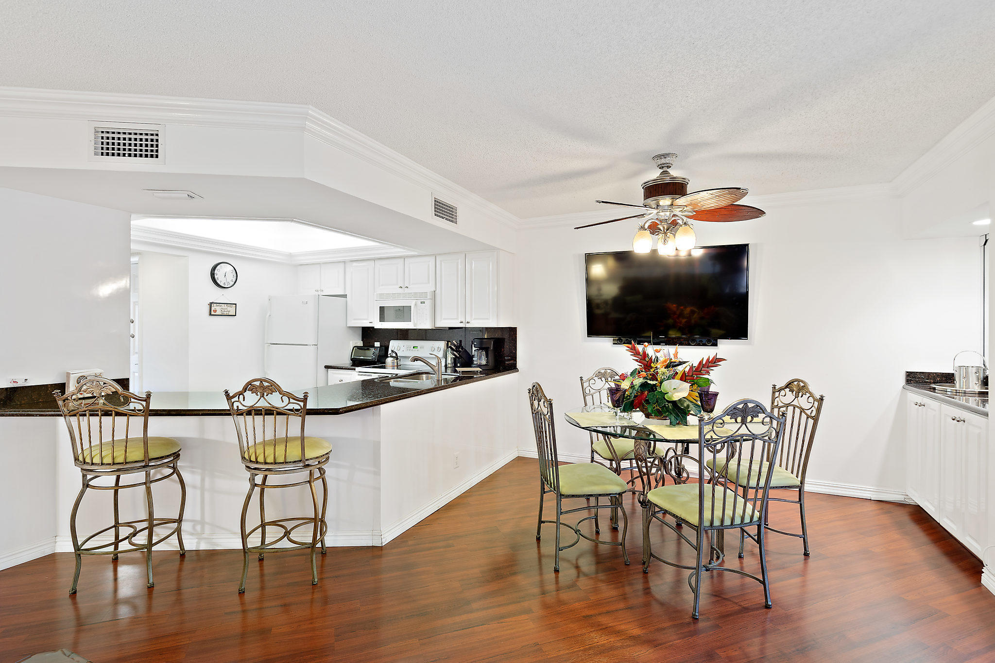SEA RISE - Residential Lease