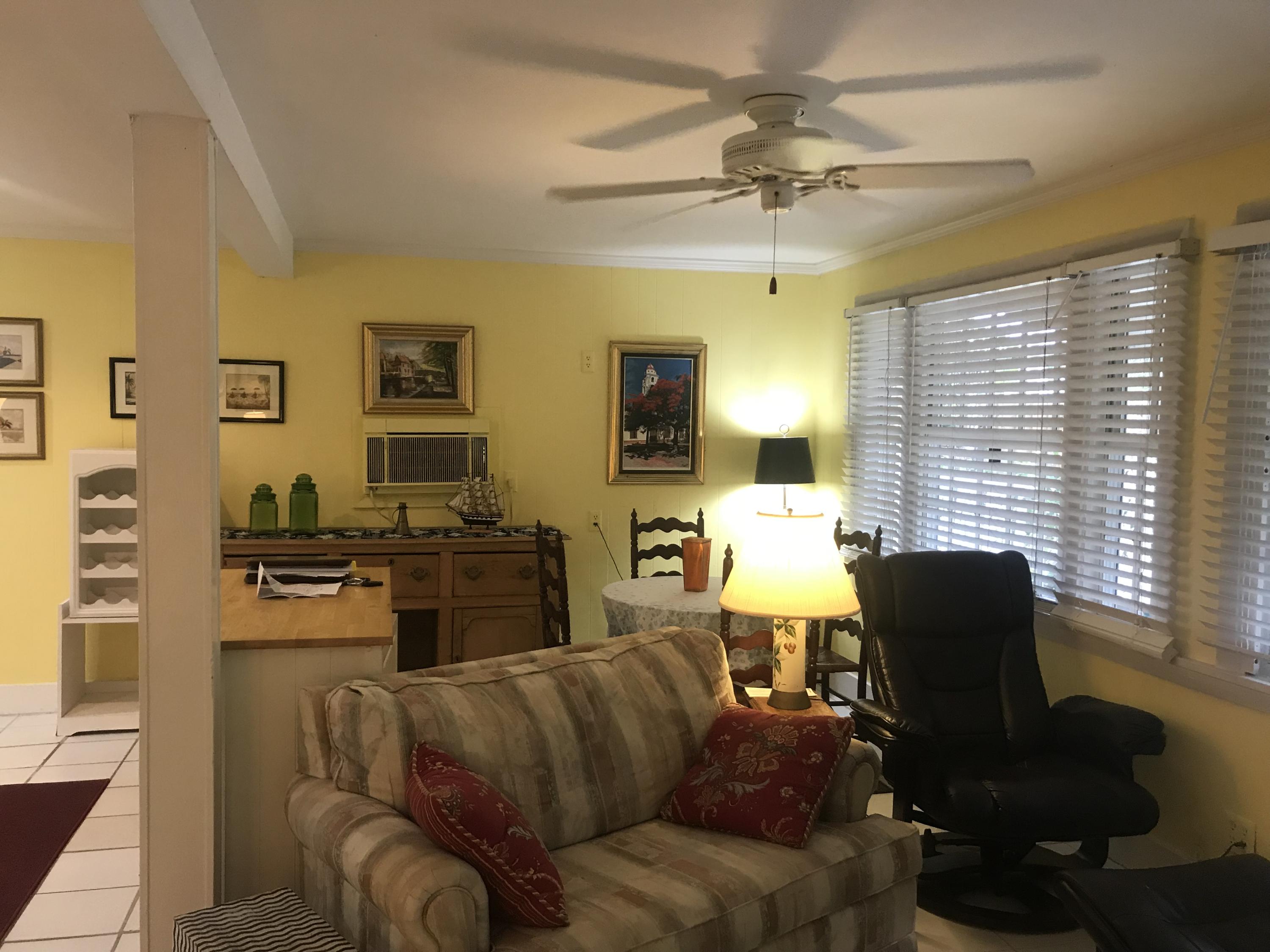 ESTATES OF SOUTH PALM BEACH - Residential Lease