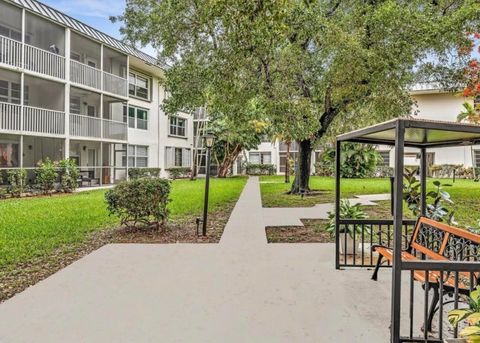 Tiny photo for 4025 N Federal Highway #212a, Oakland Park, FL 33308 (MLS # B26034820)