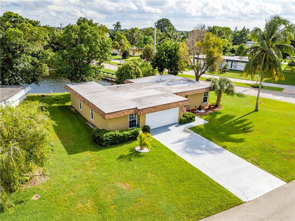 MAINLANDS OF TAMARAC LAKE - Residential
